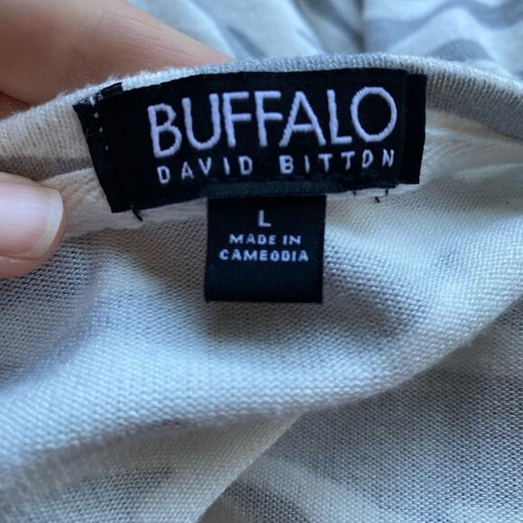 Buffalo David Bitton Women's L Zebra Stripe Soft Sweater Comfy Lounge Animal - Picture 4 of 7